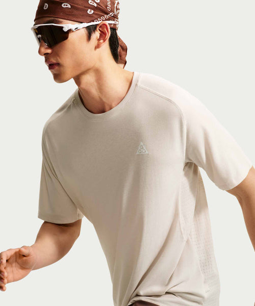 NIKE NIKE T-Shirt M - Light Orewood Brown:Summit White