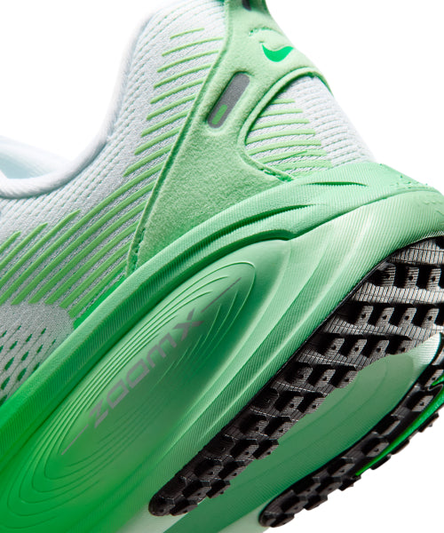 NIKE NIKE Coat Vomero 18 W - White:Illusion Green:Coat Green:Metallic Silver