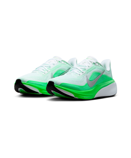 NIKE Nike Pegasus 42 W Sneakers - White: Green Strike