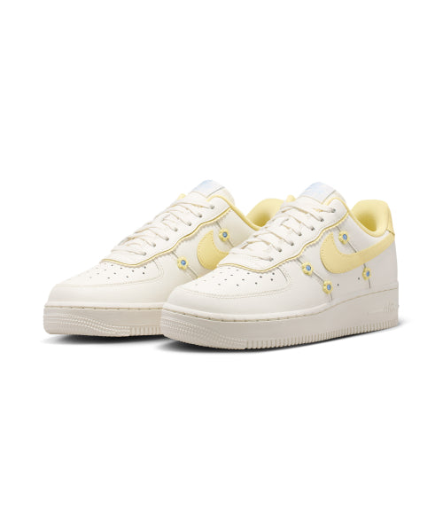 NIKE NIKE Air Force 1 07 W - Size