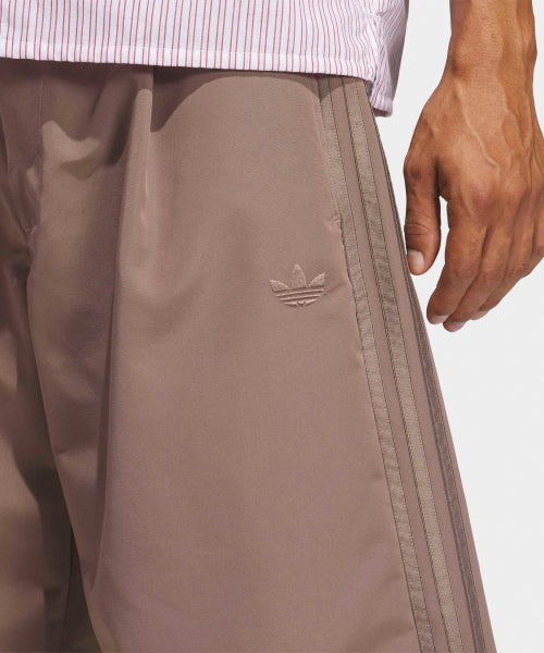 ADIDAS ADIDAS Woven Short Pants - Trace Brown