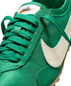 NIKE Nike Sneakers Moon Shu OG W - Malachite
