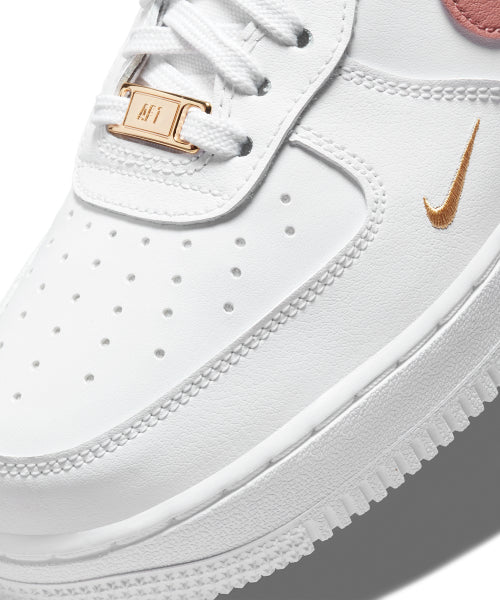 NIKE NIKE Air Force 1 07 Essential W - White: Rust Pink