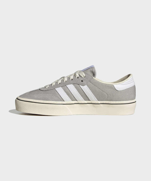 ADIDAS ADIDAS Samba ST - Gray: White