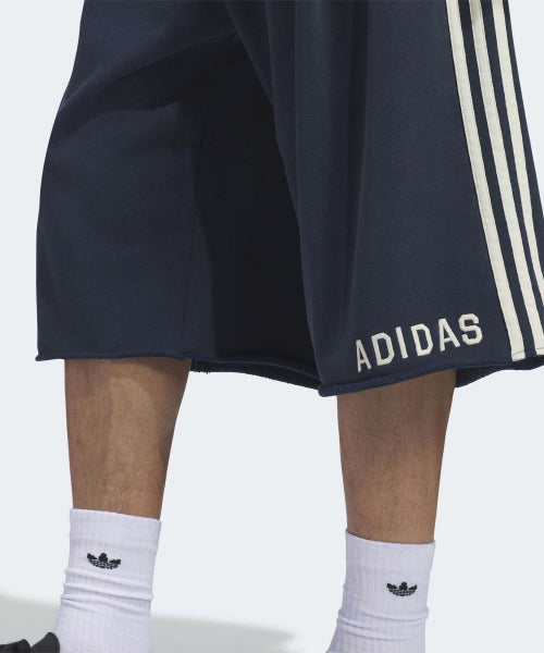 ADIDAS ADIDAS Graphic Sweatshorts - Night Indigo
