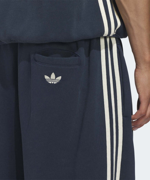 ADIDAS ADIDAS Graphic Sweatshorts - Night Indigo