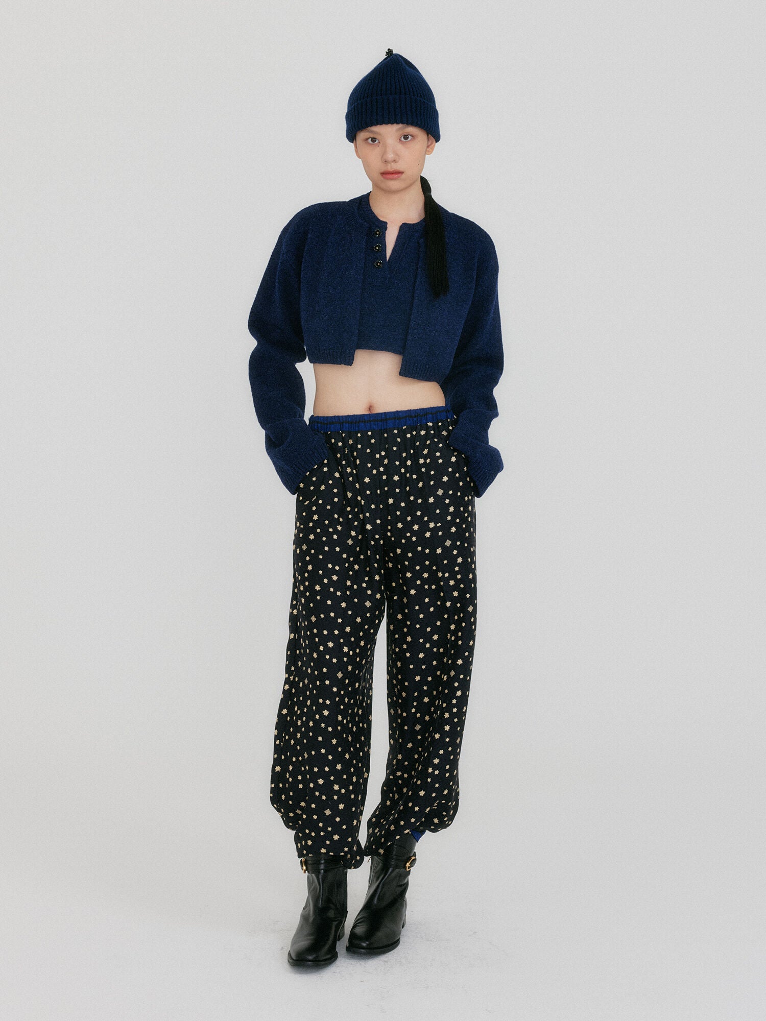 EENK ZONNE Cropped Knit Cardigan - Navy
