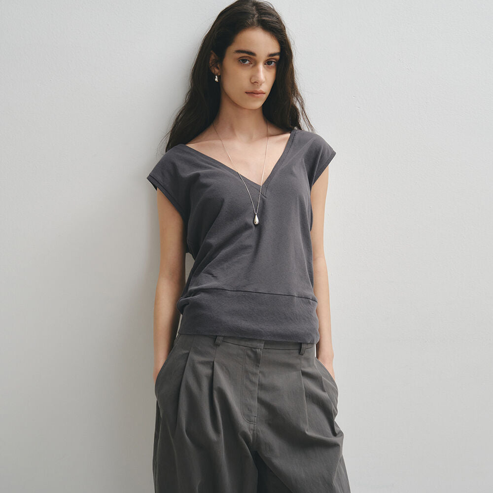 NOIRER FOR WOMEN Cotton Deep V-neck Sleeveless (Charcoal)