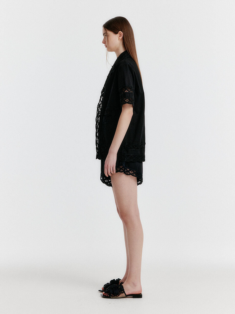 EENK [Girls’ Generation Yoona wearing] YAN Trunk Shorts - Black