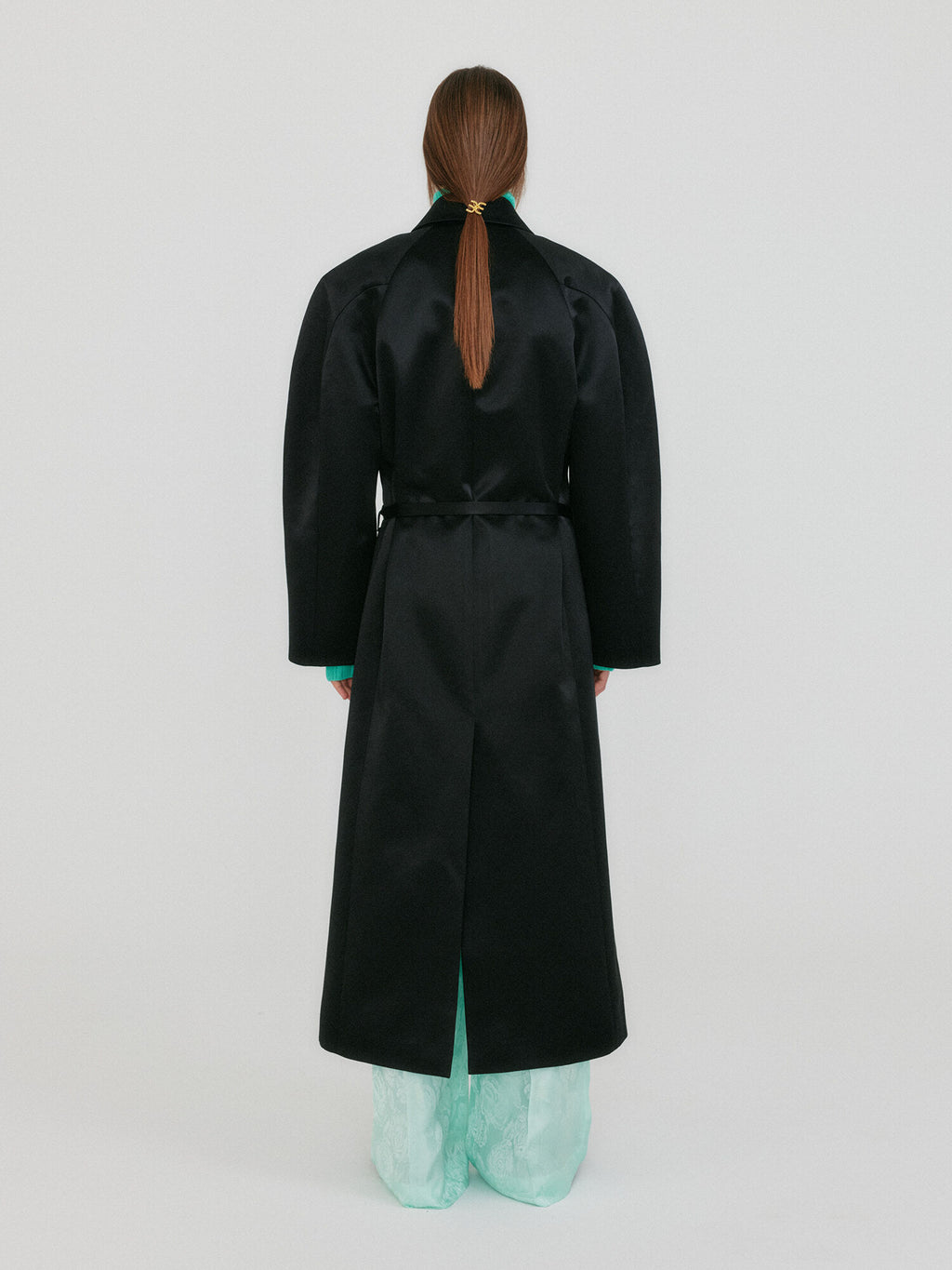 EENK ZENOA Oversized Coat - Black