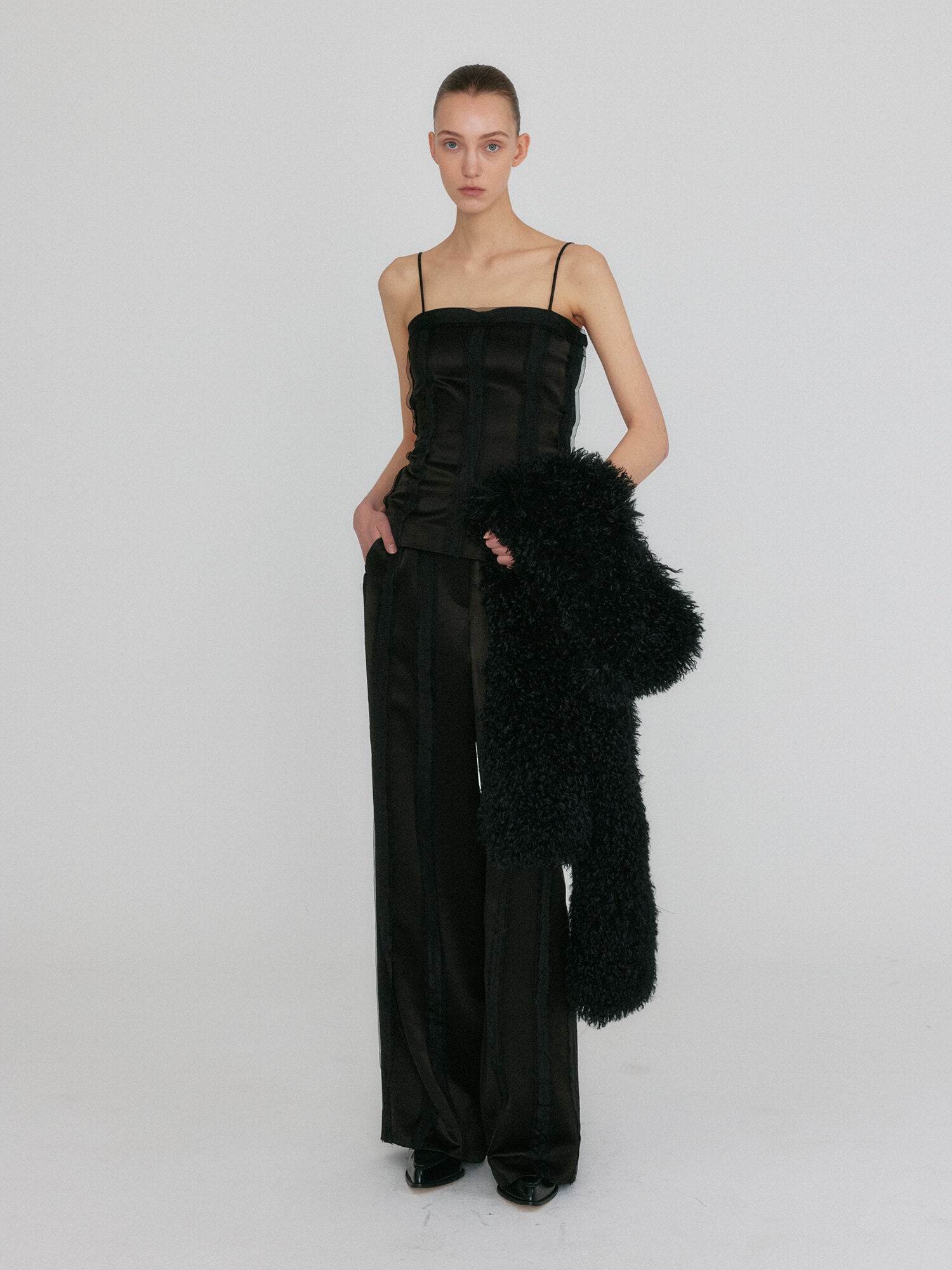 EENK ZENNY Fitted Sleeveless Top - Black