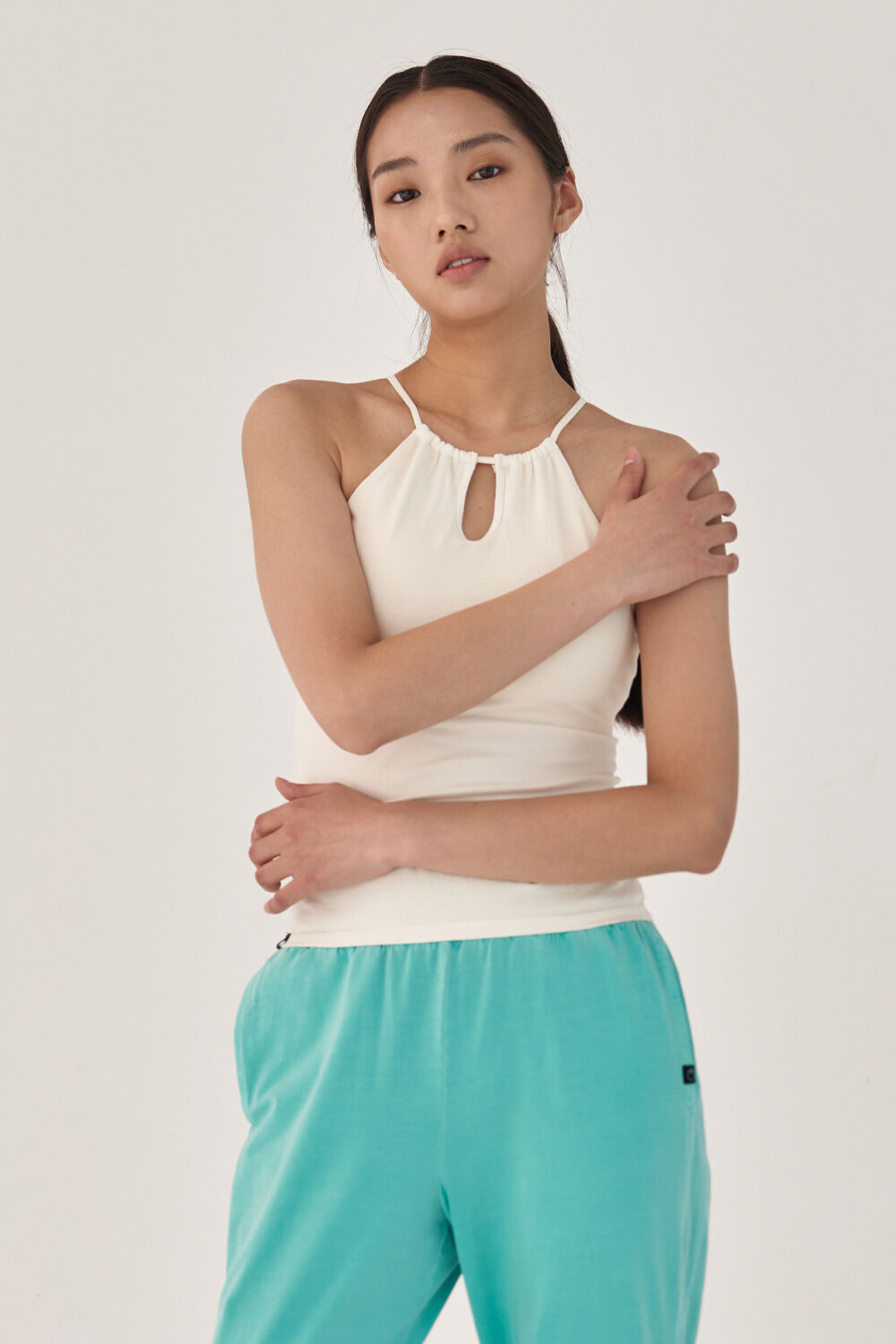 OZEZ OZTI4008 Keyhole Halter Neck Camisole - Ivory