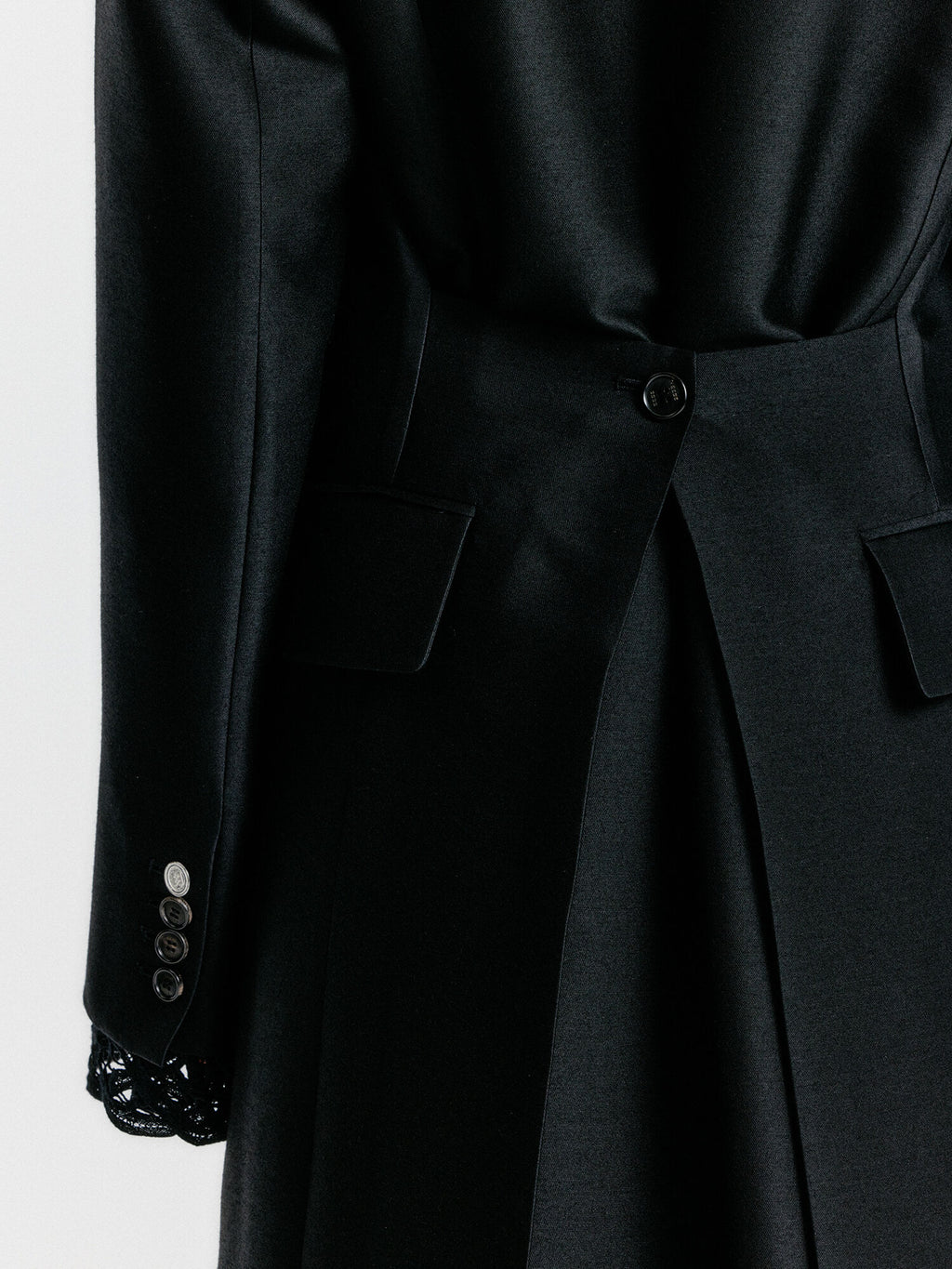 EENK YALE Peaked lapel Tailored Long Coat - Black