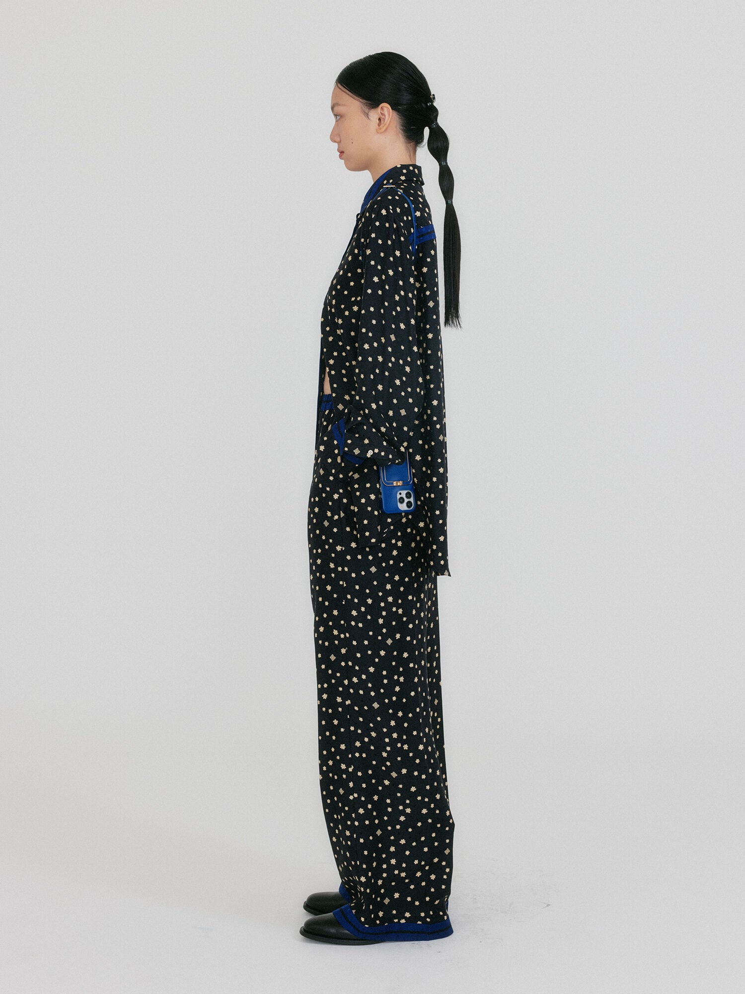 EENK ZUIIN Contrast Pants - Black
