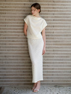 MOMET Powder Crinkle Draping Tea Cream